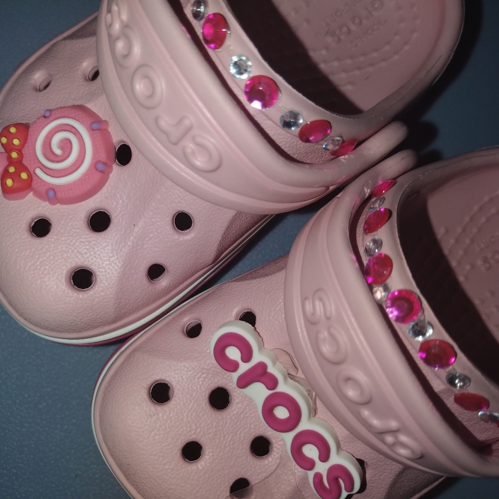 🩷 PrettyGirl Pink Crocs 🩷